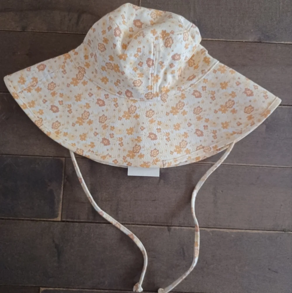 Floral Women\'s Sun Hat - Cream and Orange Buy ShedRain Cream and Orange Floral Reversible Bucket Hat  main image 2